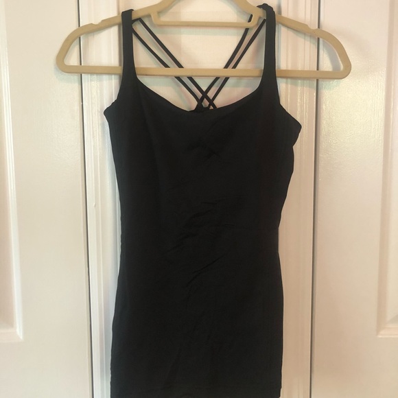 Lululemon Cross-back tank top - Picture 2 of 4